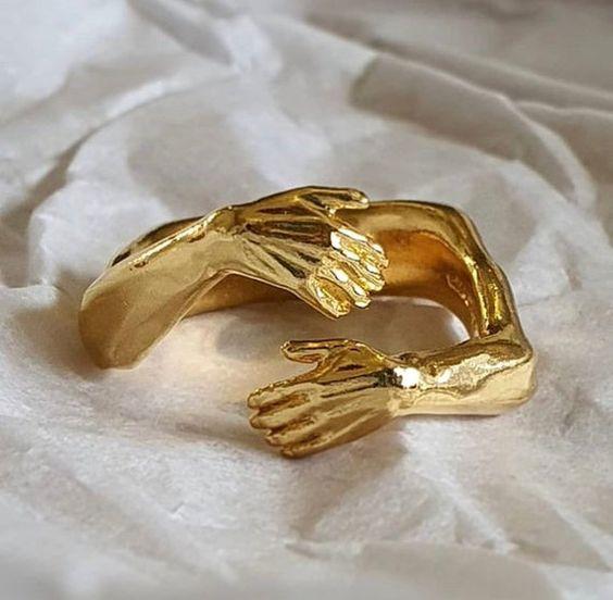 2021 New-Couple Hug Ring